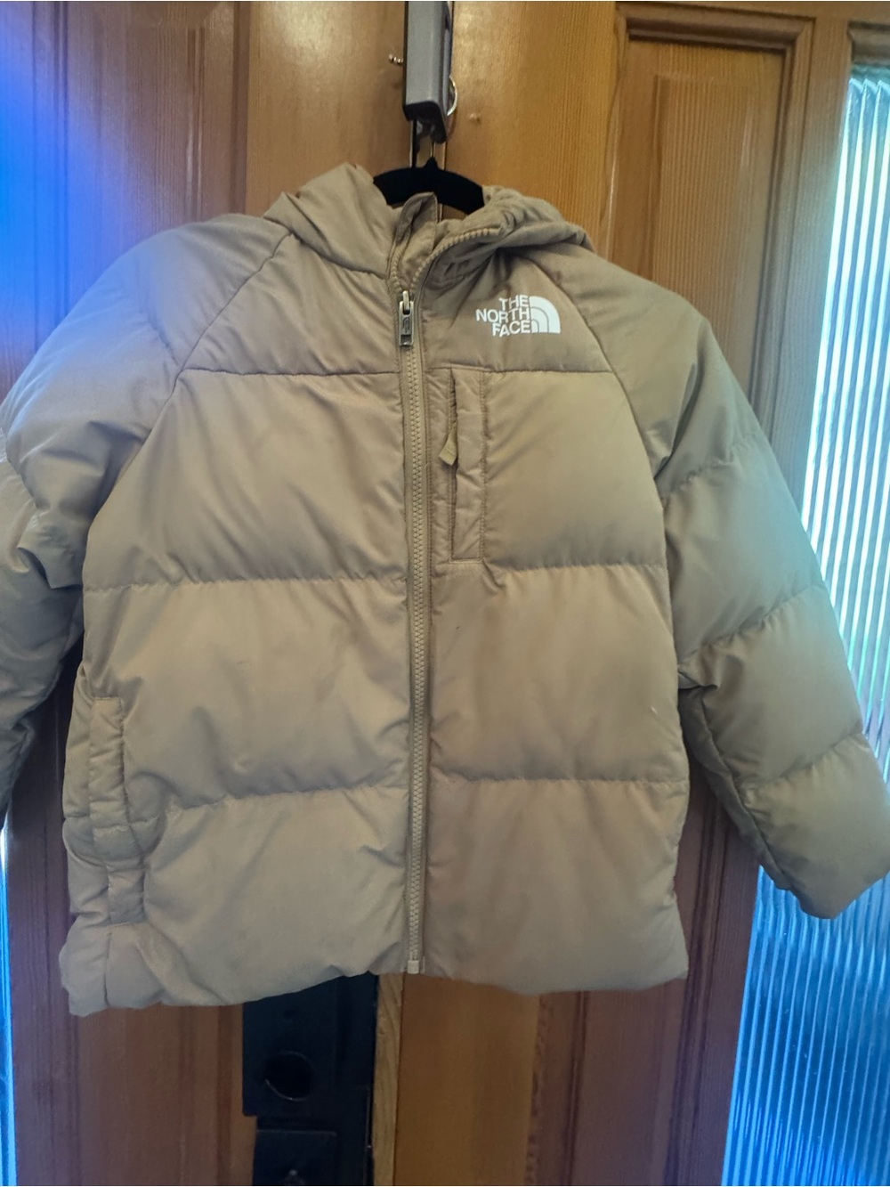 The North Face Boys Beige Jacket - Picture 9 of 9